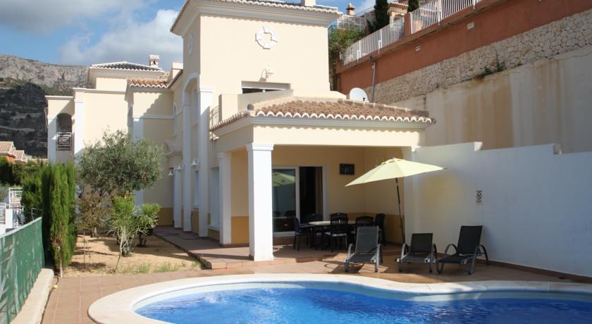 Casa de vacances Canuta Mar 14- Two Story In *